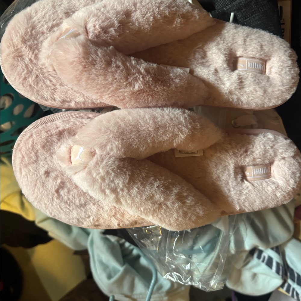 NEW Puma Slippers